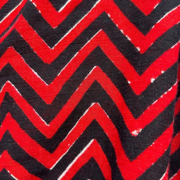 Lauren Ralph Lauren WOMENS Blouse M Chevron Red/black Dressy Going Out Top - Picture 7 of 14